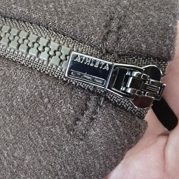 Athleta Venice Heathered Pintuck Pant Chocolate Brown Size ST Athleisure - Picture 10 of 12